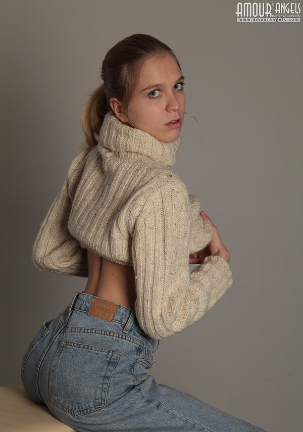 София, 37